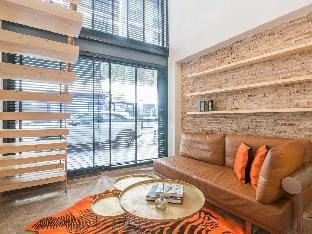 Apartment Barcelona Loft industrial duplex para 3 Apartment in Barcelona