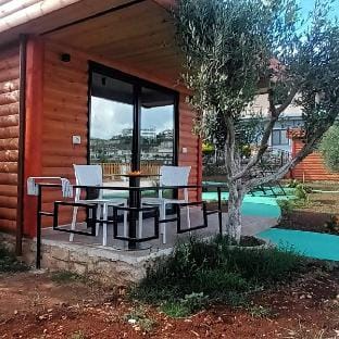 Beautiful Lake View Wooden House 2 Villa in Ksamil