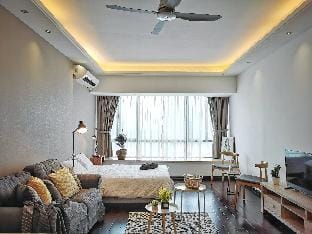 Yussy Homestay at R&F Princess Cove Apartment in Johor Bahru