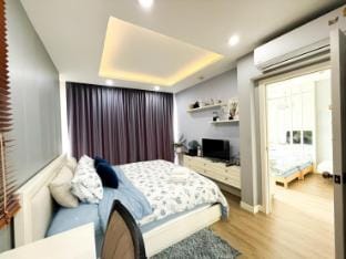Exclusive  Seaview corner room 50sqm @BHB Bangsaen Apartment in Chon Buri Changwat