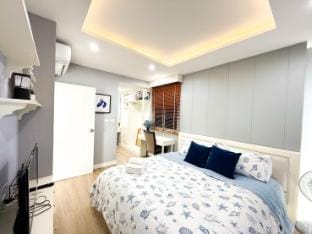 Exclusive  Seaview corner room 50sqm @BHB Bangsaen Apartment in Chon Buri Changwat