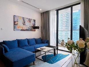 Vinhomes Skylake 3BR/ Near Keangnam/ Luxury/Center Vacation rental in Laos