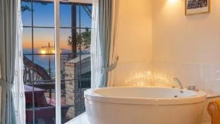 seonjaedo secret spa pension Bed and Breakfast in Gyeonggi-do