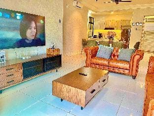 Premium Platino 3BR beside Paradigm Mall JB Vacation rental in Johor Bahru