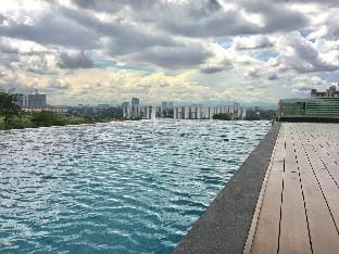 B2909 Midvalley NETFLIX  (10min Walk) Sanitised Vacation rental in Johor Bahru