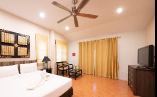 Jomtien golden villa Vacation rental in Pattaya City