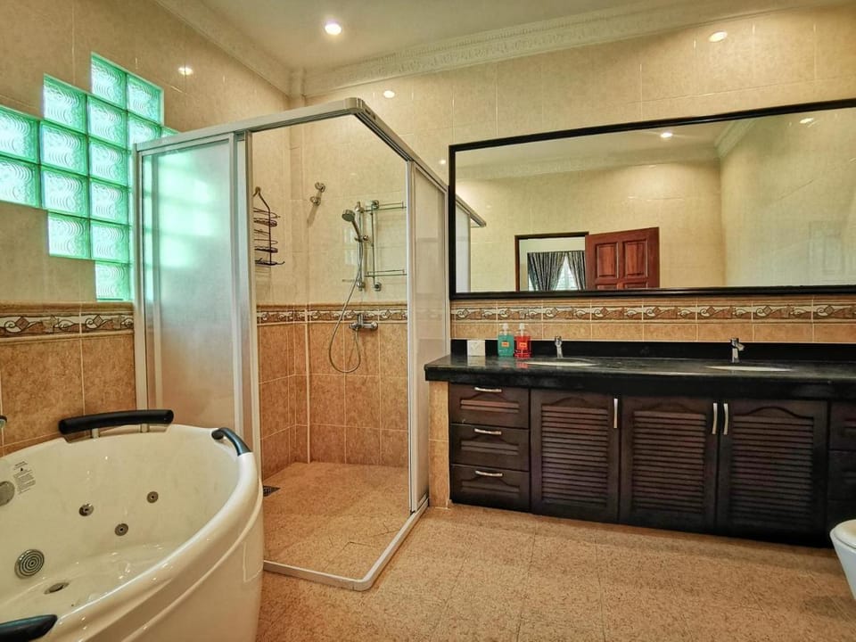 Yussy Homestay at Afamosa Bungalow Vacation rental in Negeri Sembilan, Malaysia