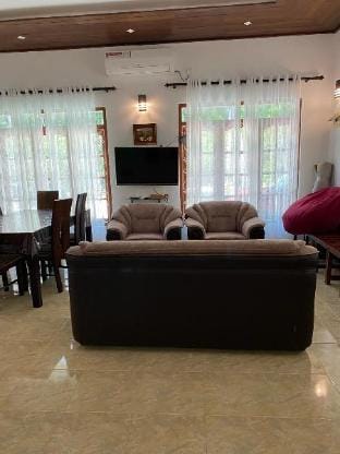 Kumbuk Yaaya Bungalow Vacation rental in Uva Province, Sri Lanka