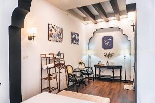 Indochine Studio Apartment 4 - Hanoi Old Quarter Vacation rental in Hanoi