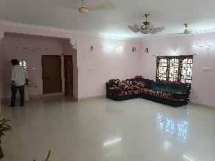 TRINITY FARM STAYS - VILLA WITH POOL AND LAWN Villa in Telangana
