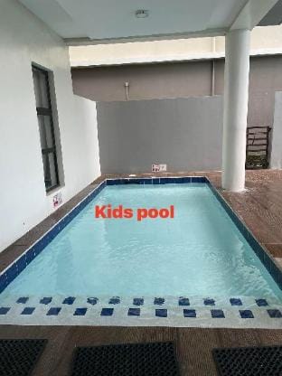 Pool view 2 bedroom Condo Unit Apartment in Iloilo City