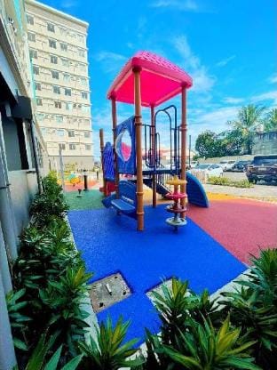 Pool view 2 bedroom Condo Unit Apartment in Iloilo City