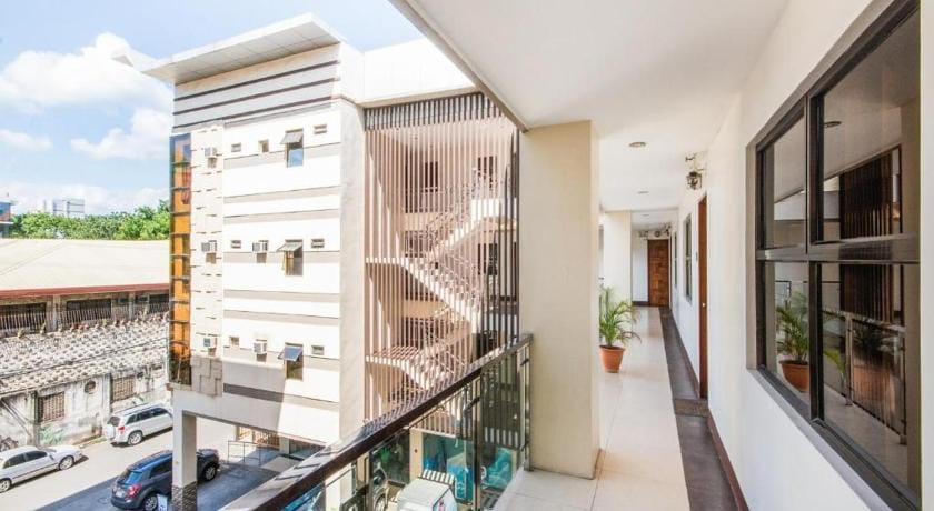 MCA Suites by Hiverooms Hotel in Lapu-Lapu City