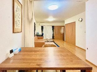Direct to KIX Family travel Max10 several station Vacation rental in Osaka