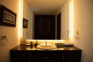 Meghana Beach Front 1 BR Private Pool Villa Y023 Villa in Kuta Selatan