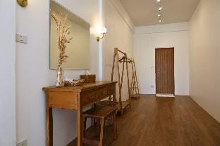 5 mins to Old City, full kitchen and washer Vacation rental in Chiang Mai
