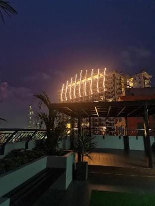 Sunshine100 1BR T2-607 65"TV SWIMPOOL KARAOKE WIFI Apartment in Mandaluyong