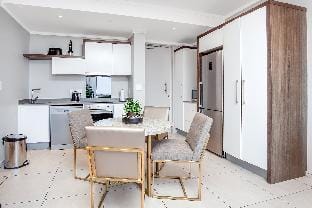 Urban oasis Apartments at Masingita Towers Apartment in Sandton