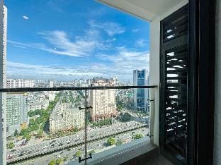 Center 2BR Vinhomes Skylake/Luxury/ Near Keangnam Vacation rental in Laos