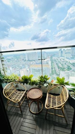 Vinhomes Skylake 2BR Luxury/ Near Keangnam/ Center Vacation rental in Laos
