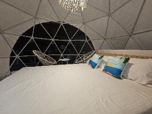 CHATEAU PHALA GLAMPING 2 Vacation rental in Thailand