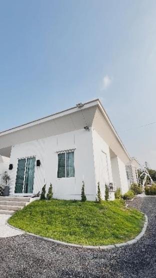 Ami home nakhonnayok อามีโฮม นครนายก บ้านพัก Vacation rental in Laos