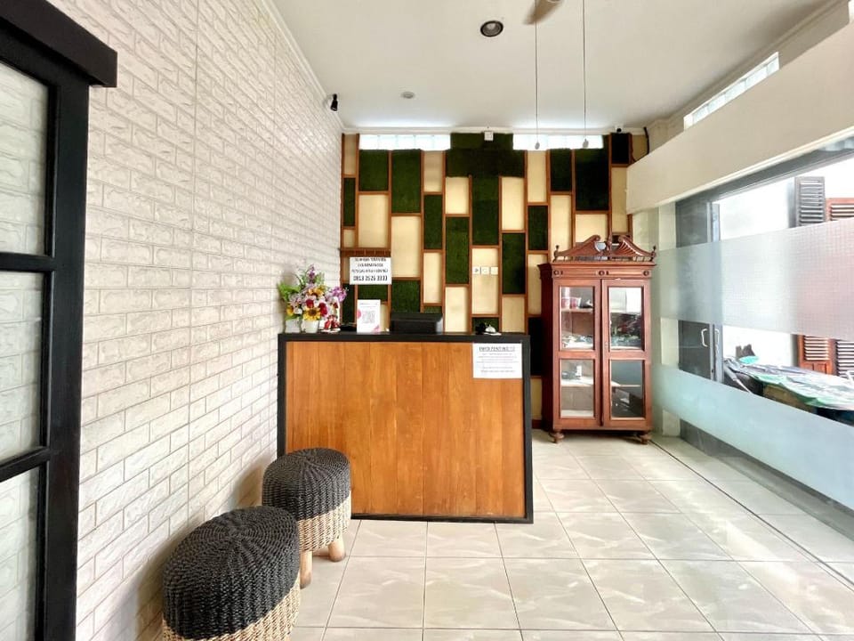 RedDoorz @ Mystays Pemuda Cepu Blora Hotel in East Java