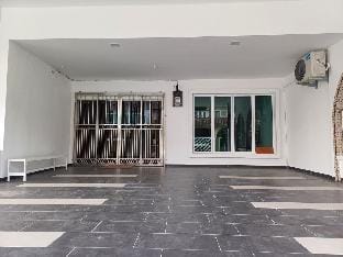 HomelyHomestayMalacca Vacation rental in Malacca