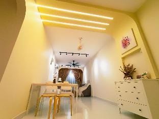 Kulai Apt 47 3R6P near IOI/Jpo/AEON/Senai airport Apartment in Johor