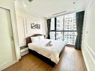 Anrooms - 3BR  Luxury Vinhomes Skylake/ N Keangnam Apartment in Laos