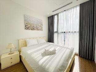 AnRooms - 1BR Vinhomes Skylake Luxury/ N Keangnam Vacation rental in Laos