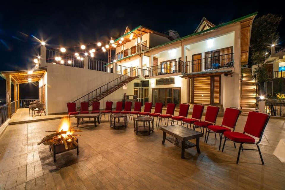 Dhanachuli Retreat Hotel in Uttarakhand