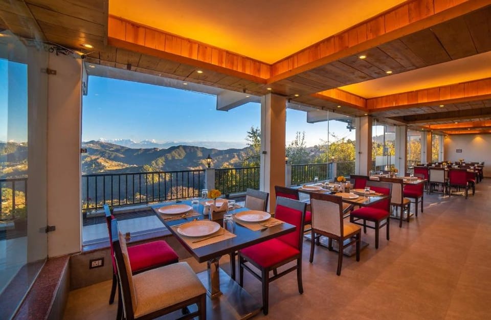 Dhanachuli Retreat Hotel in Uttarakhand