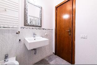 Casa Bodoni in Rome with 2 bedrooms and 2 bathrooms Apartment in Rome
