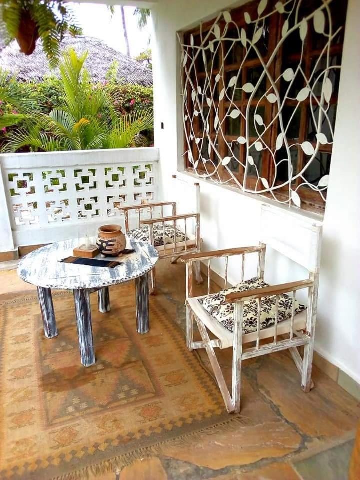 Mwezi Nyota Bed and Breakfast in Malindi