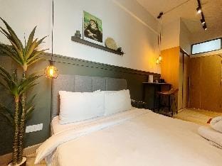 Refined Studio@KLCCView Pool@Colony@Infinitum Vacation rental in Federal Territory of Kuala Lumpur