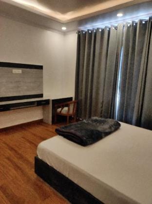 Fantastic Three Bedroom Apartment Apartment in Shimla