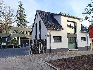 XZLLENZ: Modern, Individuell, Wohlfühlen Vacation rental in Nuremberg