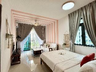 Cozy 1B1R Condo Forest City Apartment in Johor