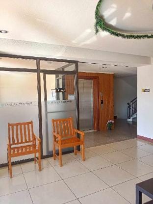 ZB- Family Room 2 ( Good for 4 pax) Apartment in Baguio