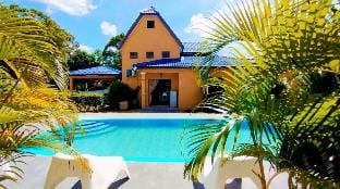 Nian Famosa 8 Villa in Negeri Sembilan, Malaysia