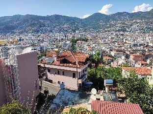 Authentic Flat on the Castle Road with a View Vacation rental in Alanya