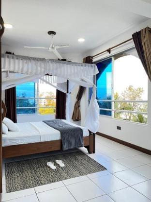 Beachfront Apartment Vacation rental in Mombasa