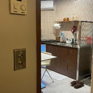 A [Sometime sinchoun] 홍대, 신촌 미드센츄리 사진 맛집 2층 Villa in Seoul