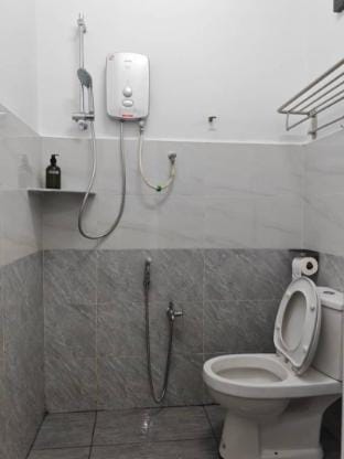 Favourite Homestay Melaka (8Pax,4BR,4Washroom) Vacation rental in Malacca
