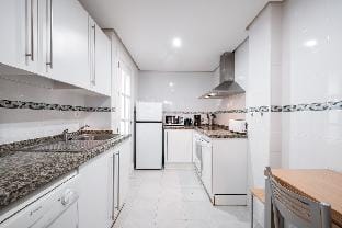 Marbella retreat: Private Pool * 2BD * 2BA Vacation rental in Marbella