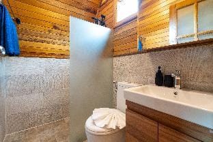 Tropical Chalet Pool Villa Pasak Pardise 2, Laguna Villa in Choeng Thale