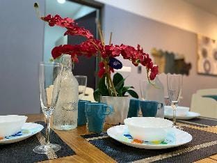 Summer modern+Sea View@DANGA BAY YIJIA Homestay  Apartment in Johor Bahru