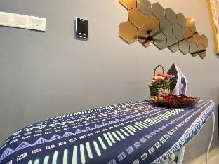 Summer modern+Sea View@DANGA BAY YIJIA Homestay  Apartment in Johor Bahru