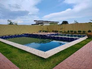 Vera’s Cozy Condo- Plumera Mactan Apartment in Lapu-Lapu City